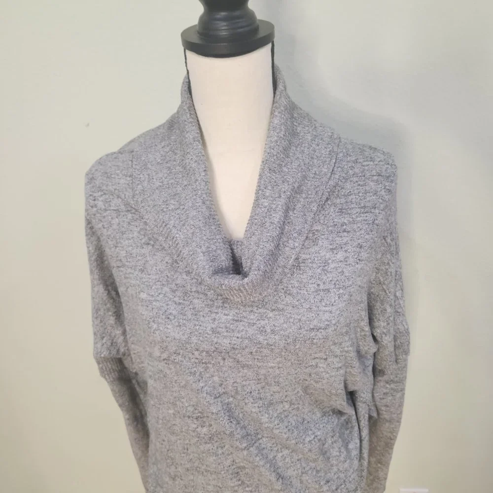 NWOT Postmark by Anthropologie Gray Lassen Cowl Neck Sweater - Picture 6 of 9